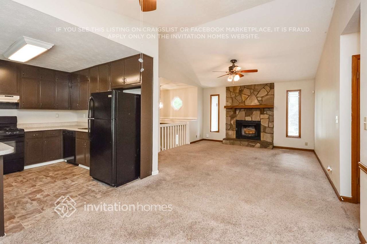 775 Bridgewater Way Se - Photo 5 of 21