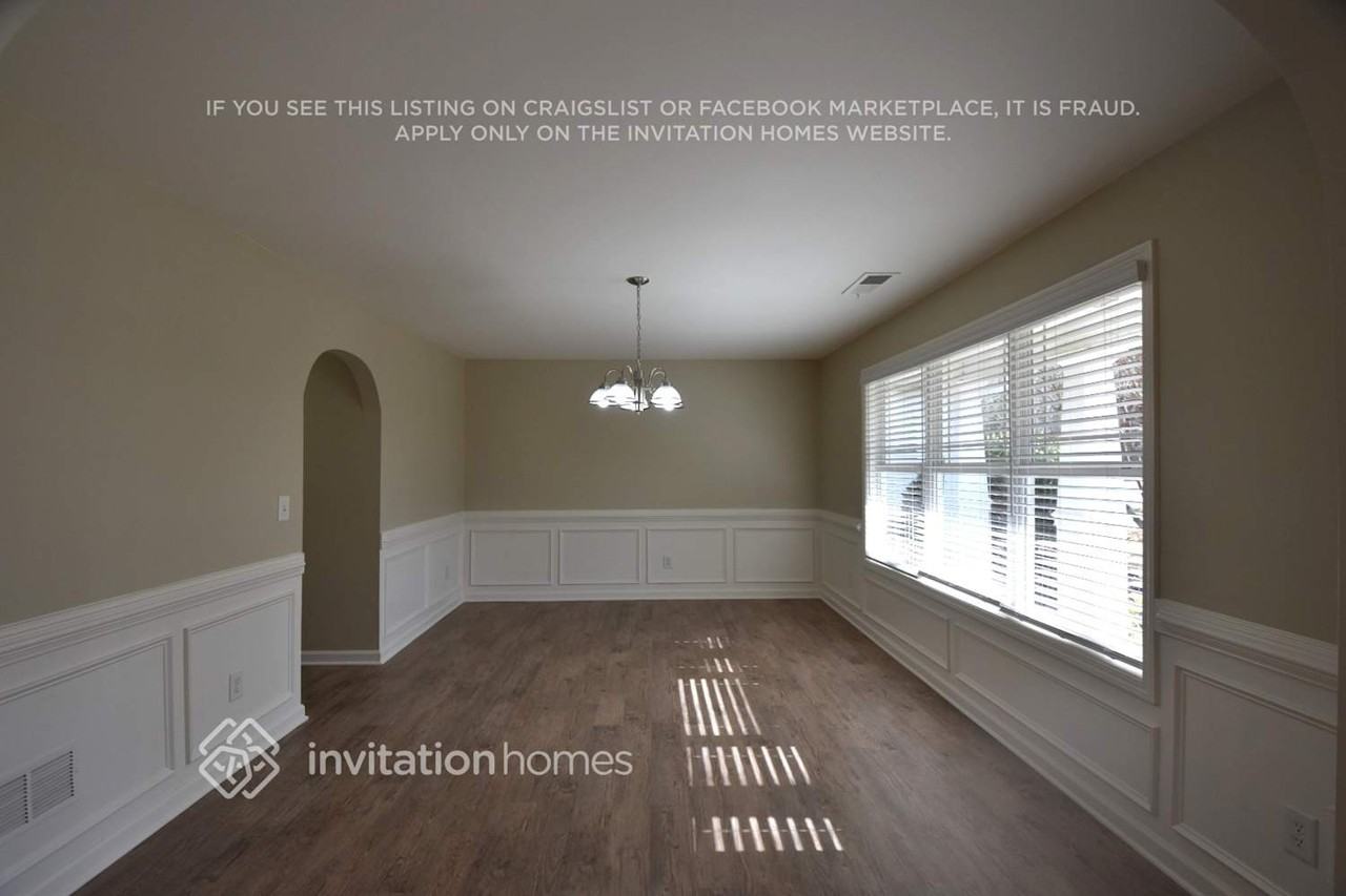 3679 Devon Park Ln Nw - Photo 4 of 11