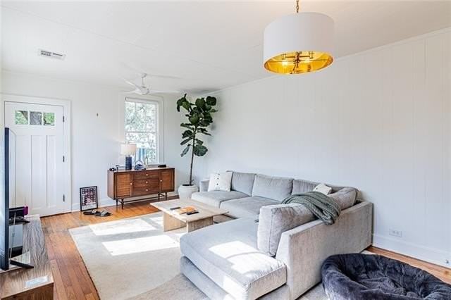 1201 Milan St - Photo 4 of 16