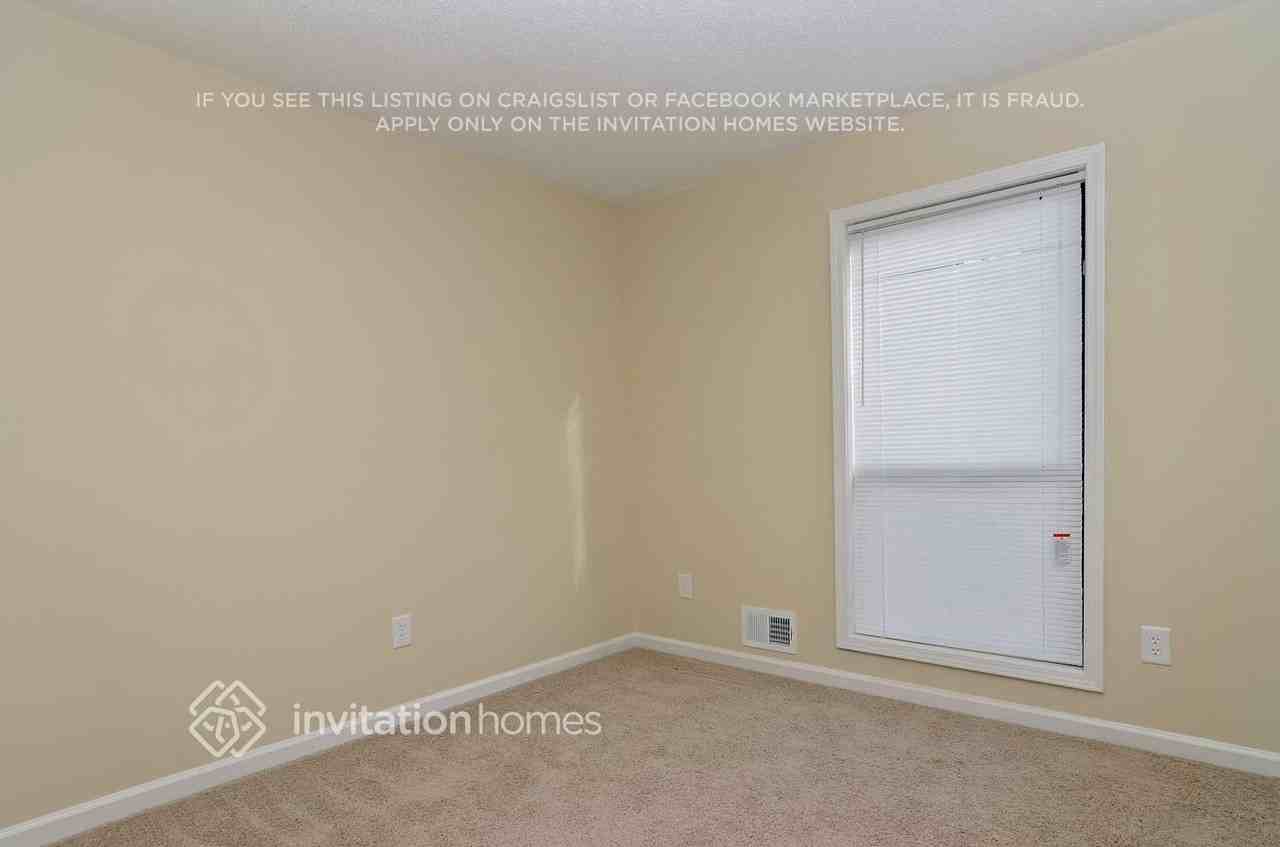 6712 Songwood Dr - Photo 5 of 9