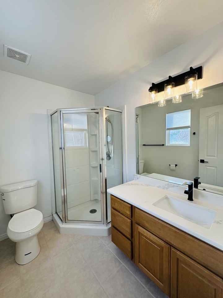 2528 E Hillside Village Ct - Photo 4 of 9