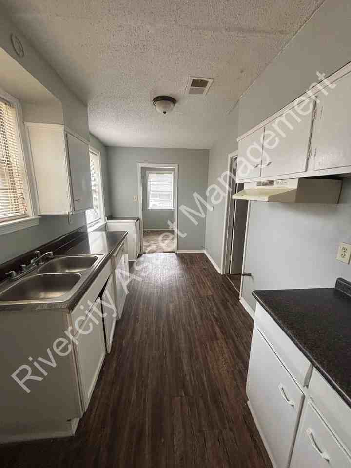 3039 Knightway Rd #1 - Photo 4 of 15