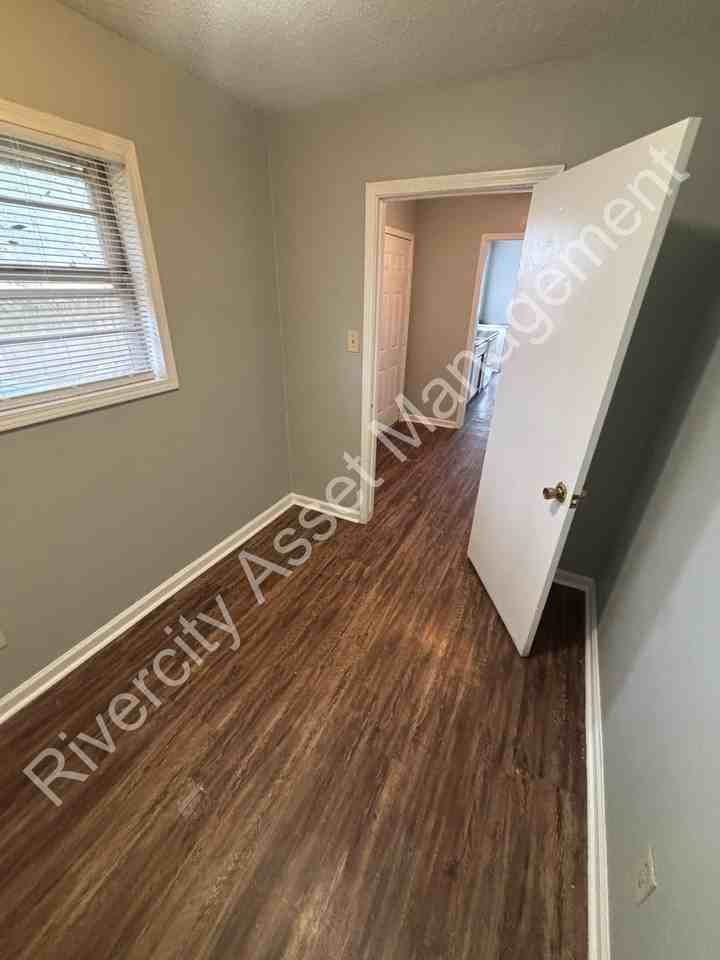 3039 Knightway Rd #1 - Photo 7 of 15