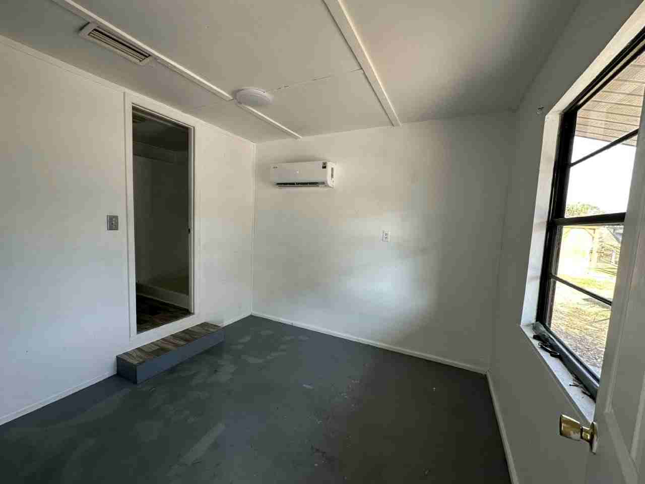 14035 W River Rd Apt 3 #3 - Photo 5 of 8