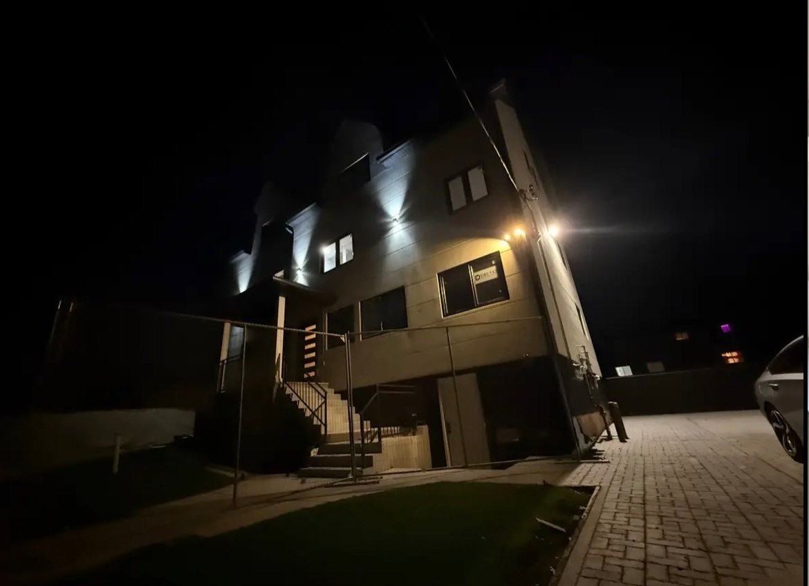 23533 148th Rd #2 - Photo 2 of 19