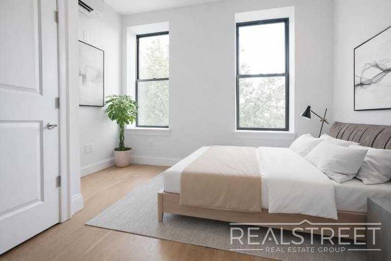 181 Chauncey St #3L - Photo 4 of 6