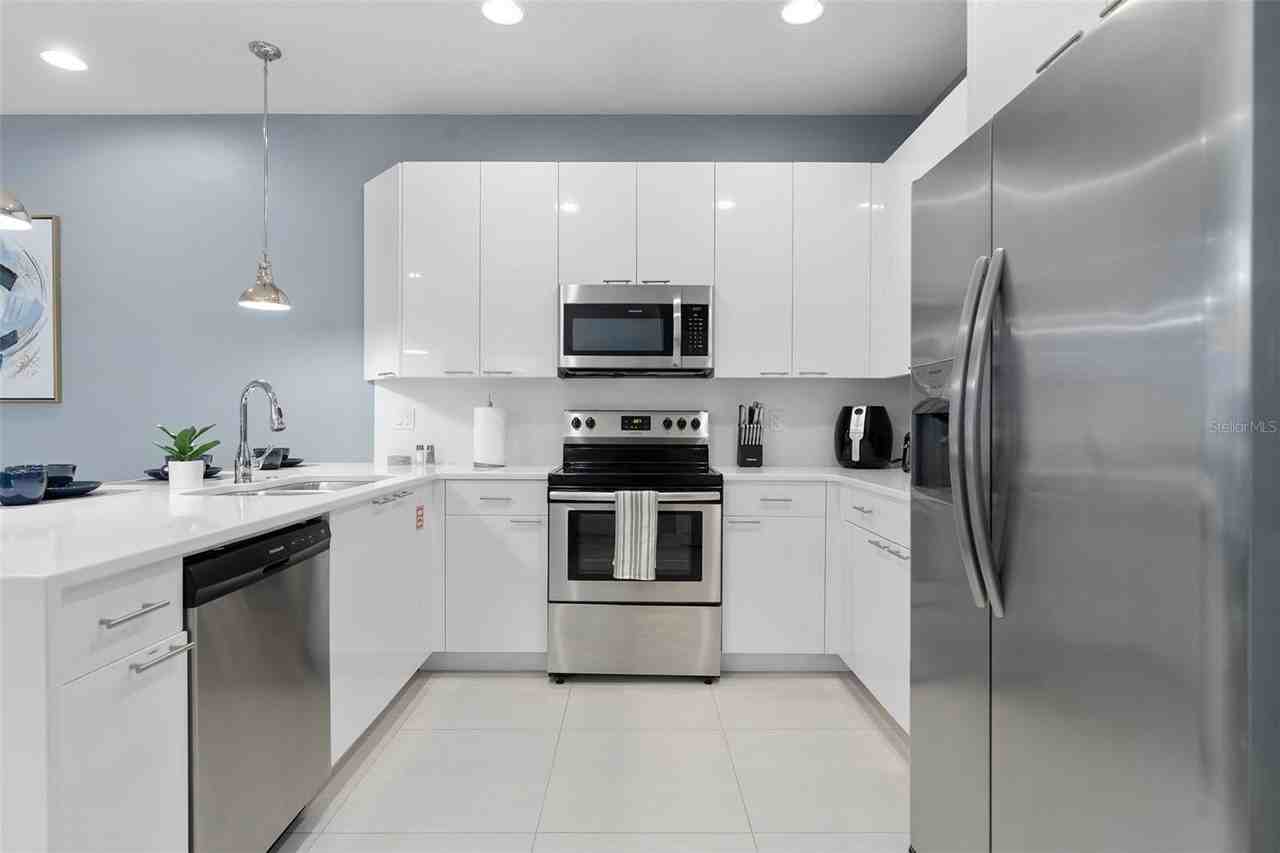 1601 Tranquil Ave - Photo 7 of 45