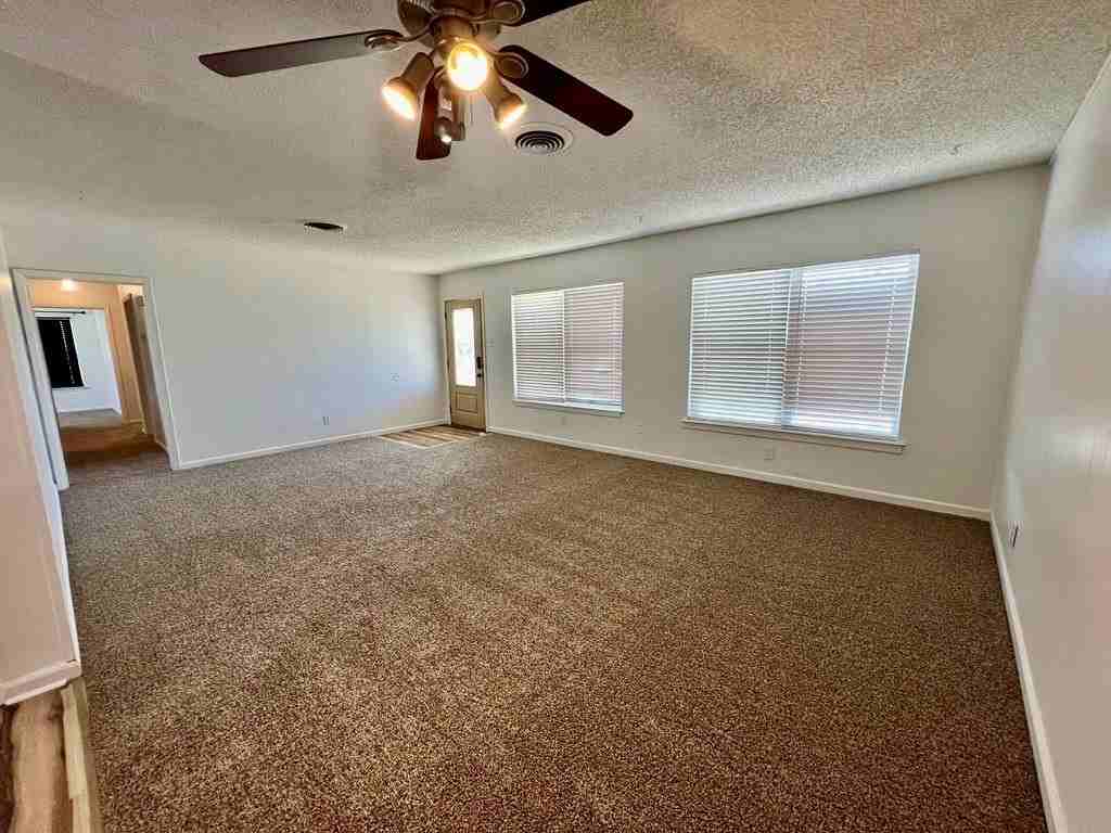 1803 Fernwood St - Photo 2 of 12