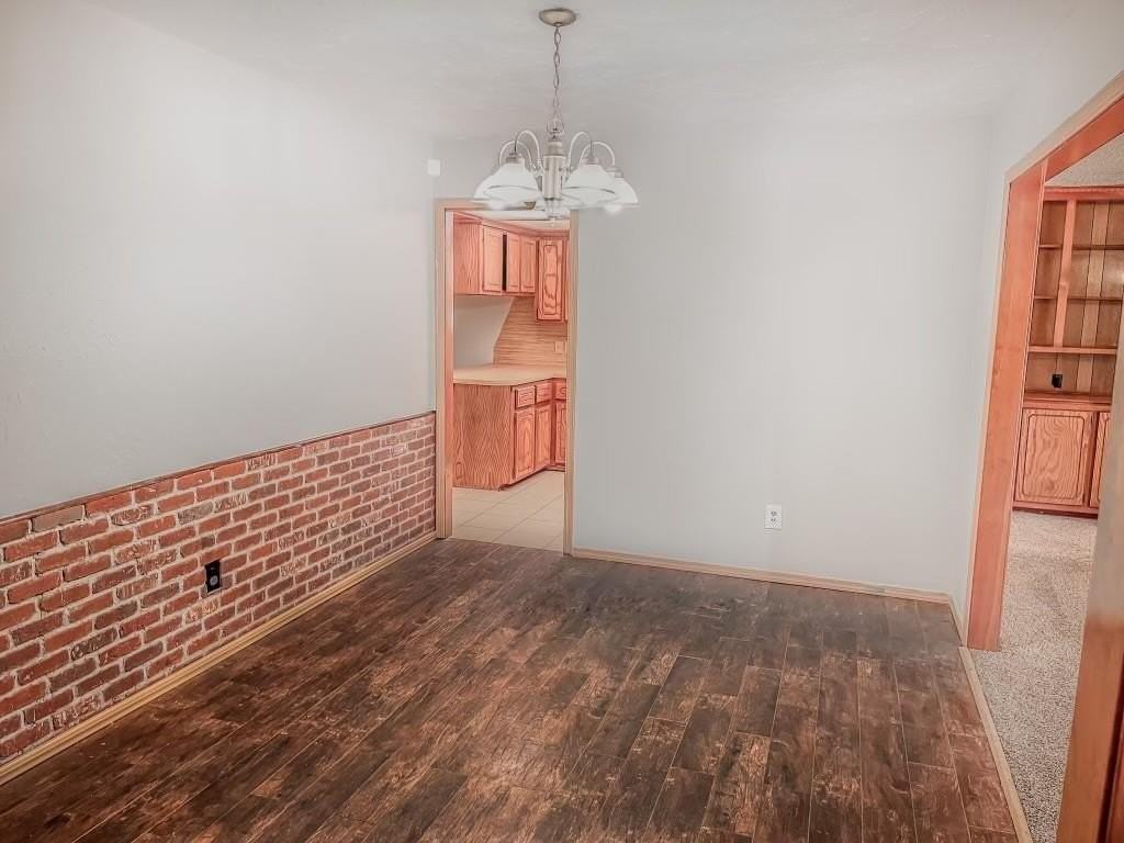 11601 Sw 5th St - Photo 5 of 21