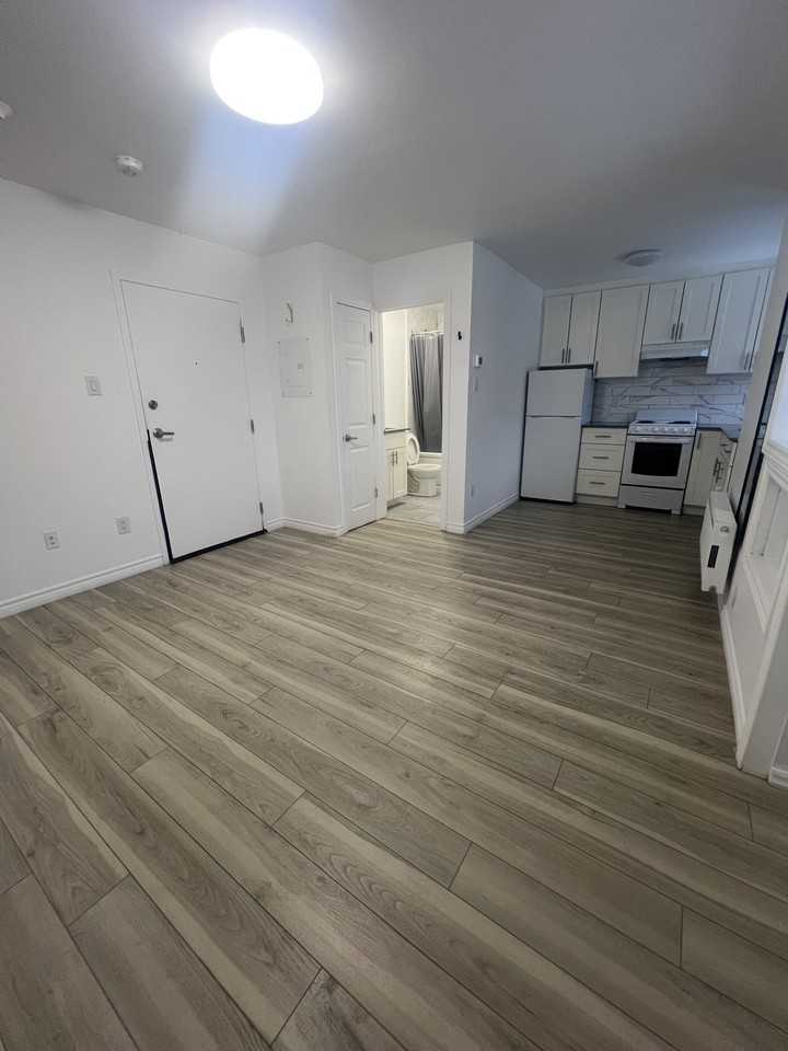 630 Cummings Ave - 211 #211 - Photo 2 of 33