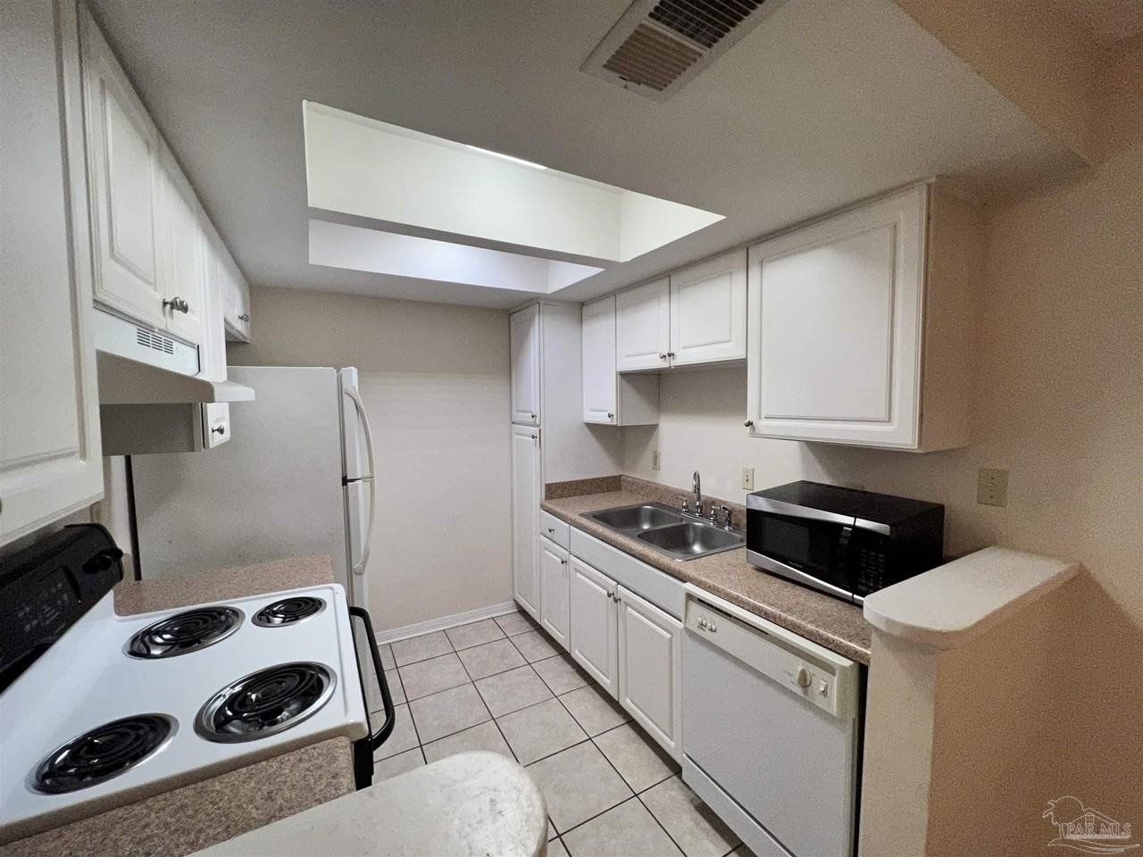 9481 Sunnehanna Blvd - Photo 6 of 20