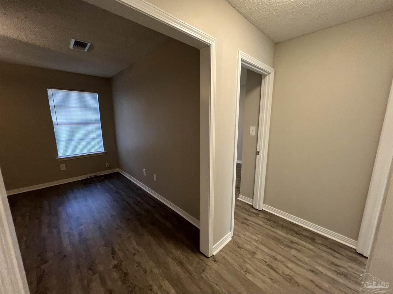 1350 Fairchild St #B - Photo 6 of 17