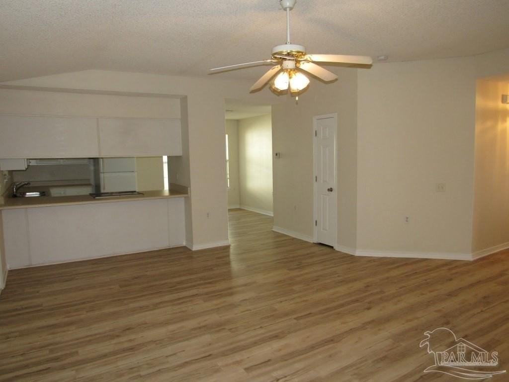 10156 Crest Ridge Dr - Photo 3 of 11