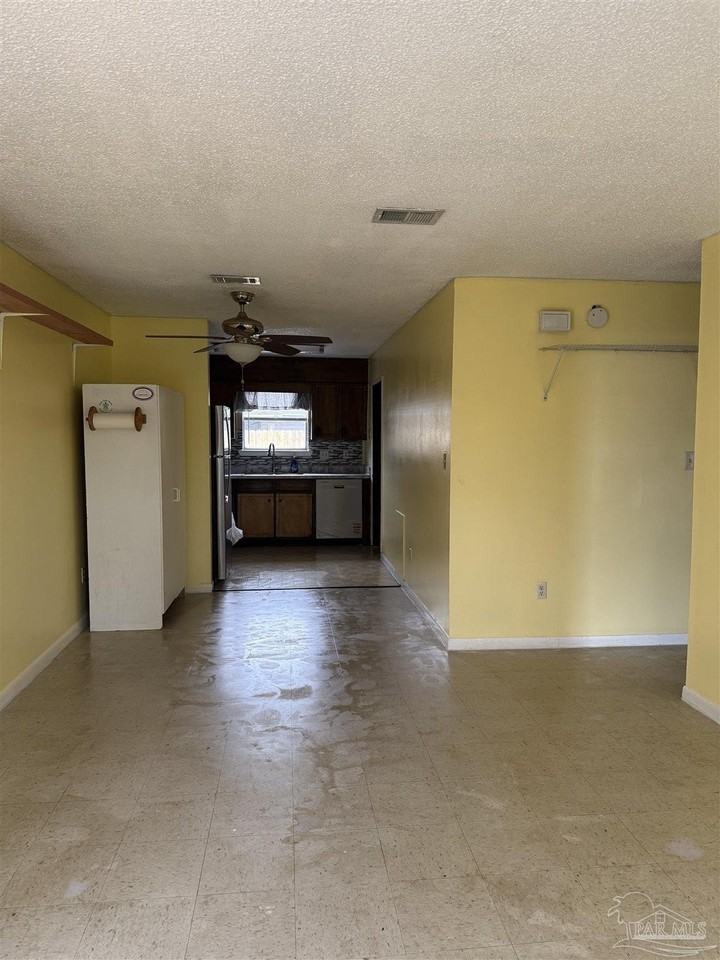 3354 La Leyenda Ct #C - Photo 6 of 7