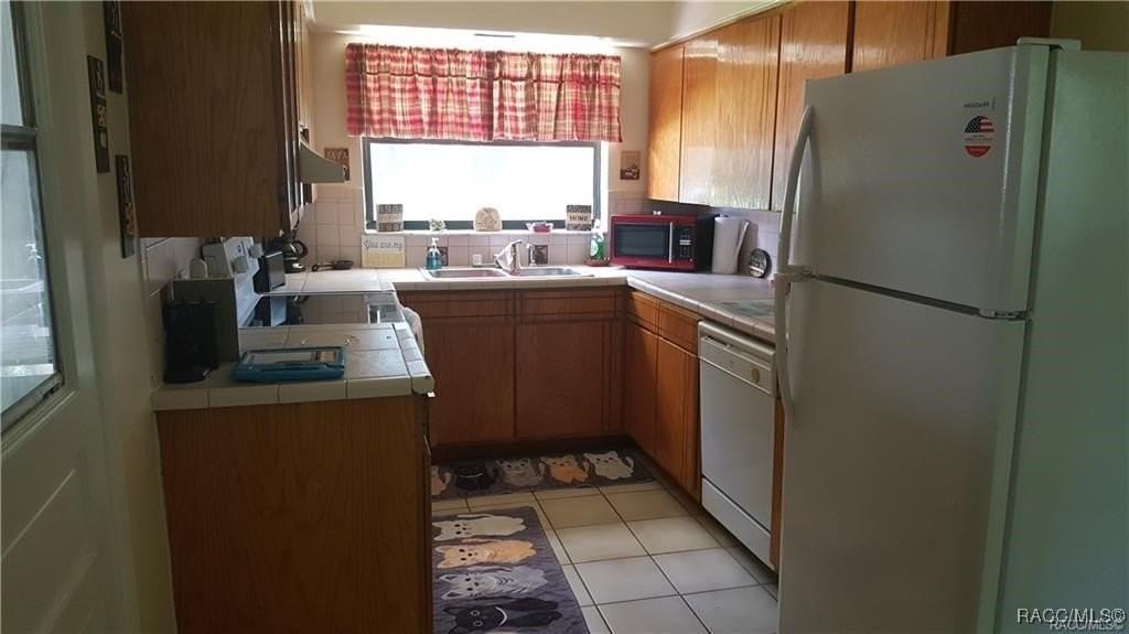 6545 E Waverly St - Photo 3 of 12