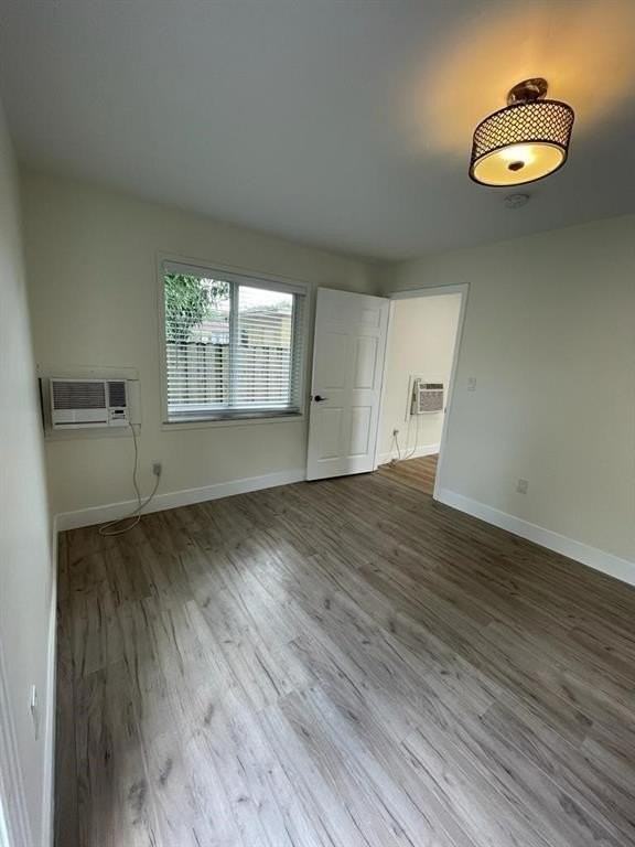 1712 Nw 7th Ave - Photo 4 of 9