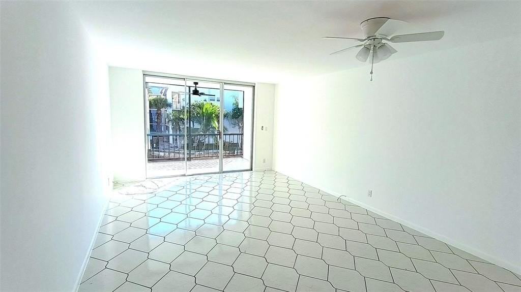 777 S Federal Hwy #M203 - Photo 4 of 22