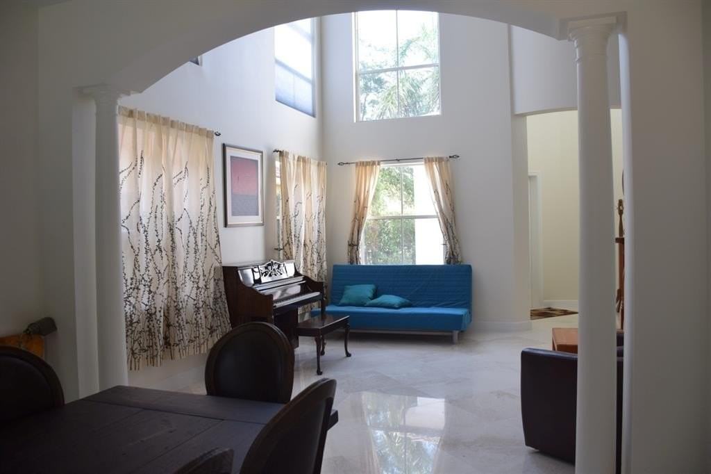 9898 Palma Vista Way - Photo 7 of 34