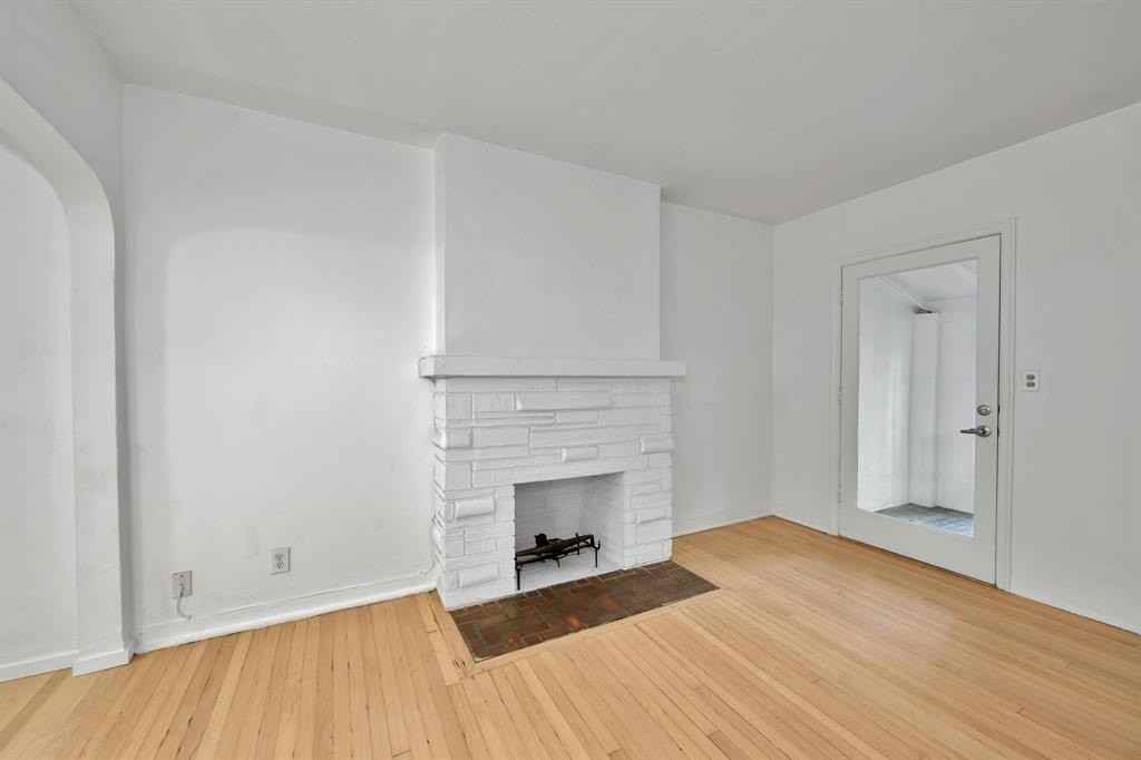 1108 NE 2nd St SINGLE FAM - Photo 5 of 50