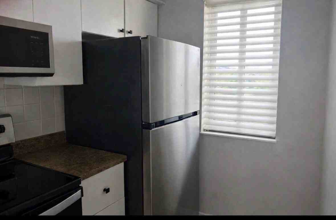 3138 Via Poinciana #417 - Photo 7 of 34