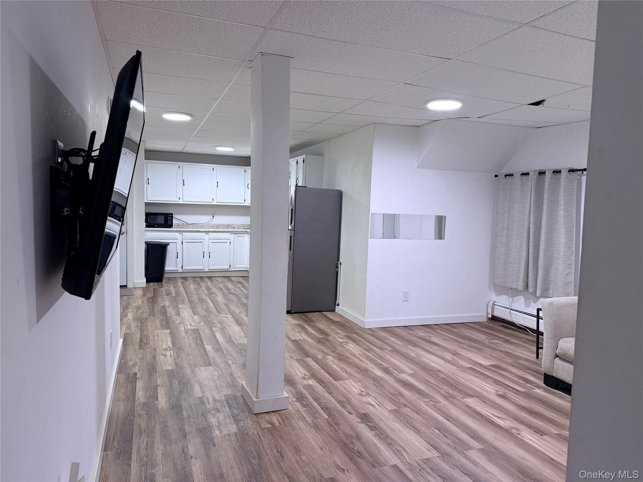 9 First St - Photo 3 of 9