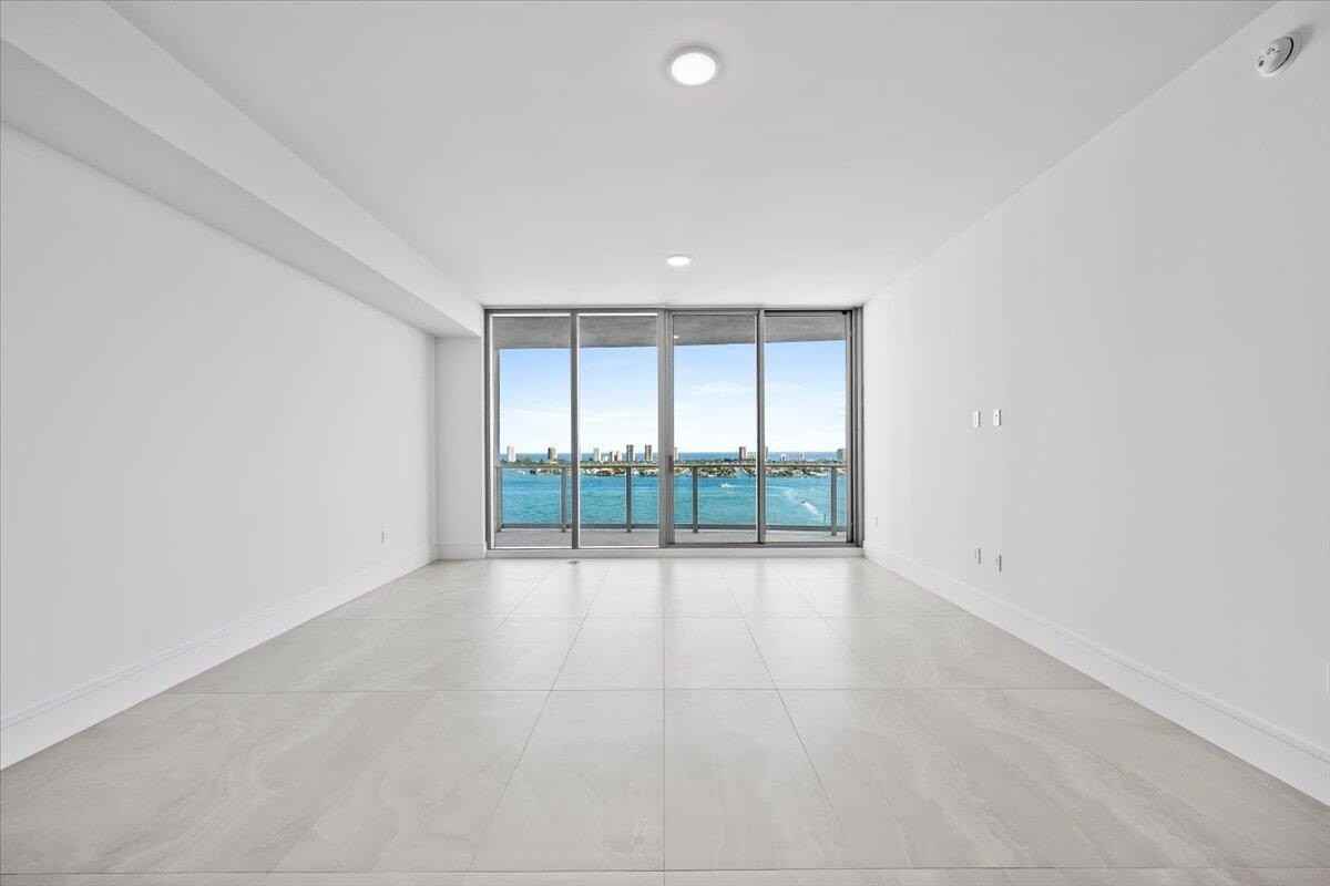 220 Lake Shore Dr #1706 - Photo 6 of 24