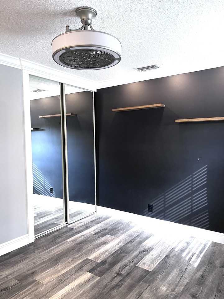 5439 Verona Dr #P - Photo 5 of 22