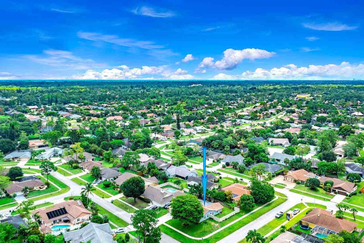 574 Juniper Pl - Photo 6 of 48