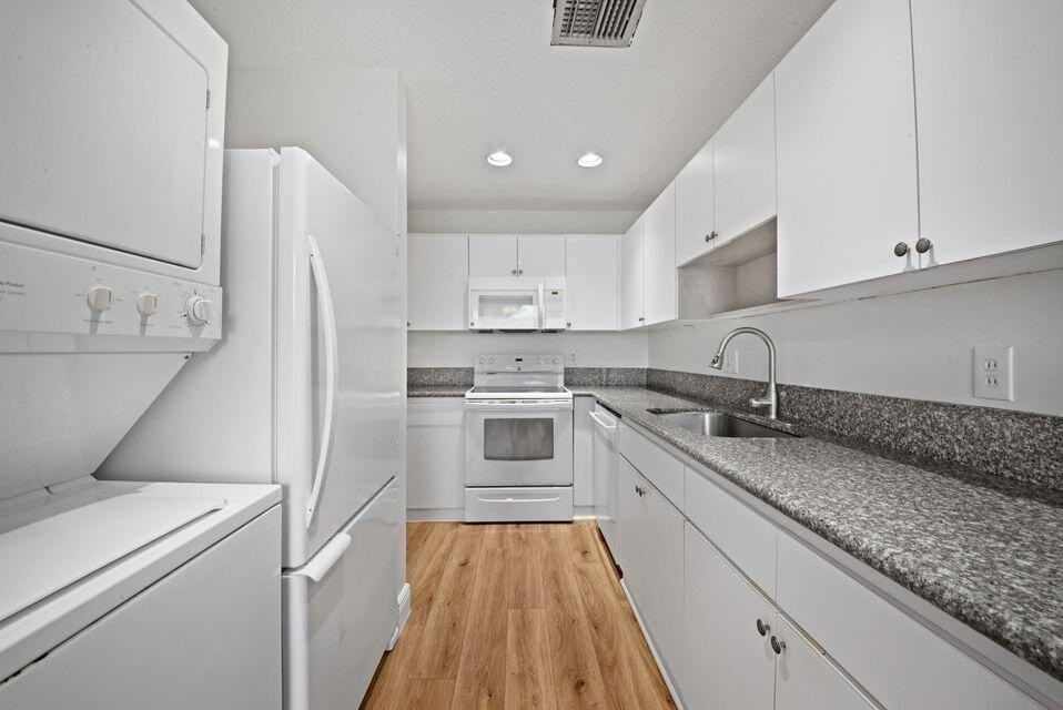 1845 Nw 18th St #103 - Photo 5 of 32