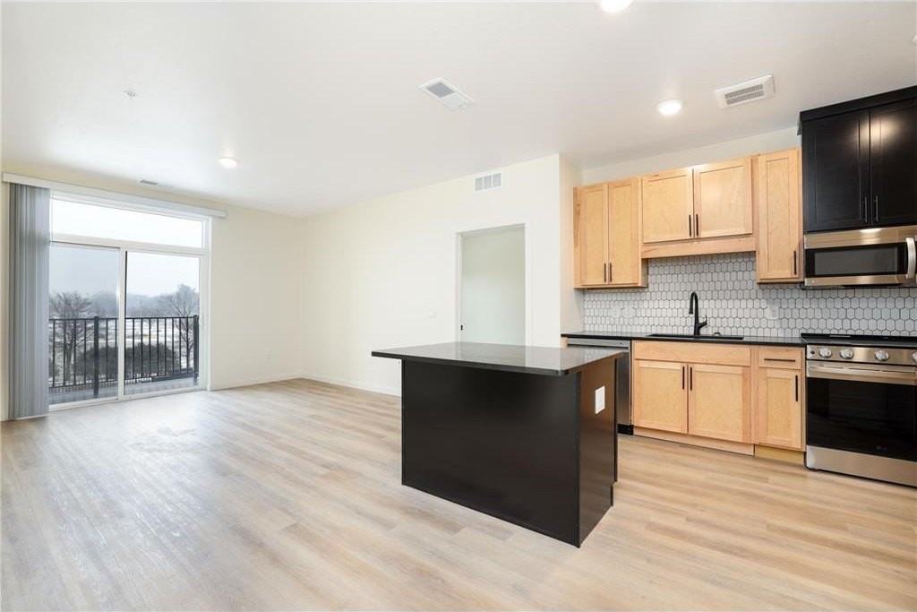 28 7th St Ne - Photo 7 of 34