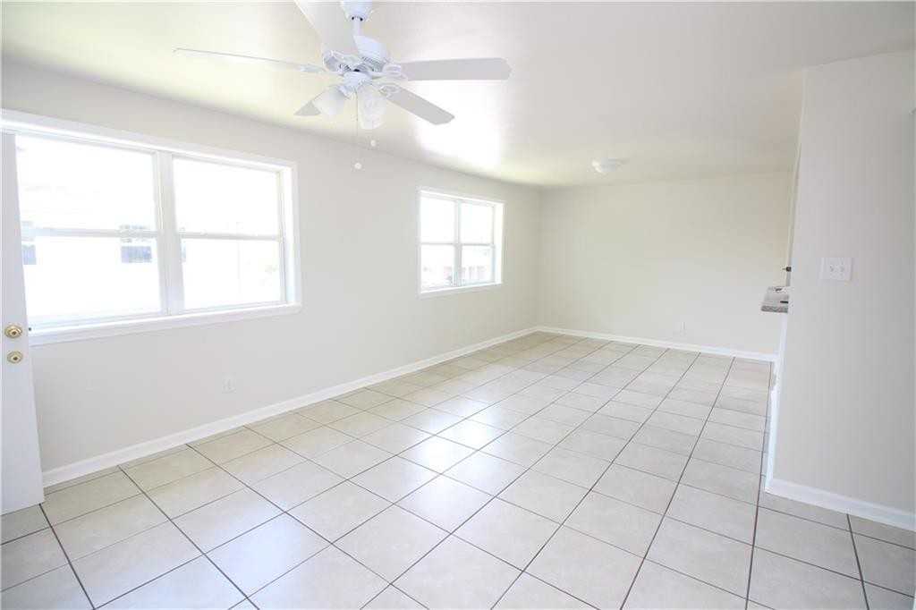 116 Zeta St ##C - Photo 3 of 13