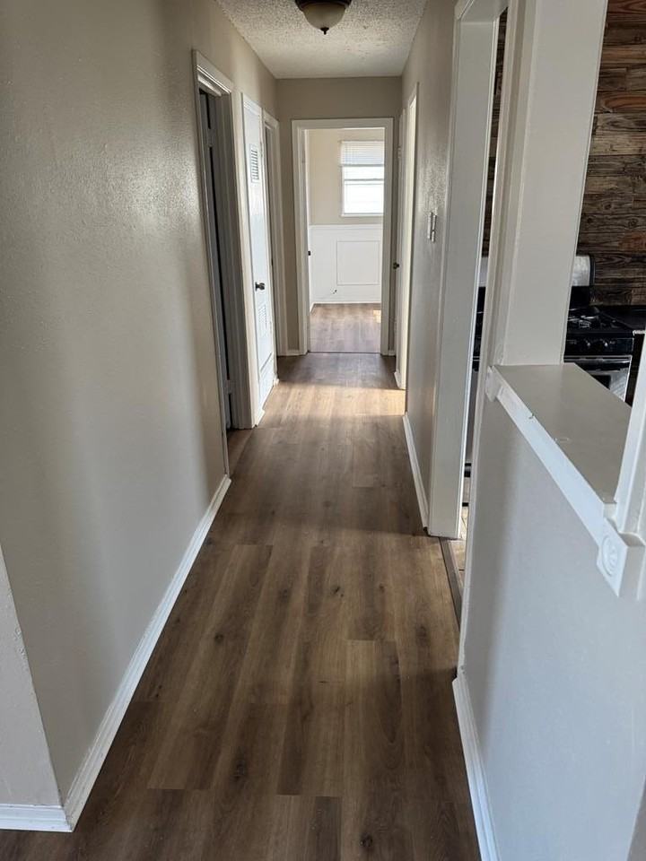 3025 Chestnut St - Photo 3 of 7