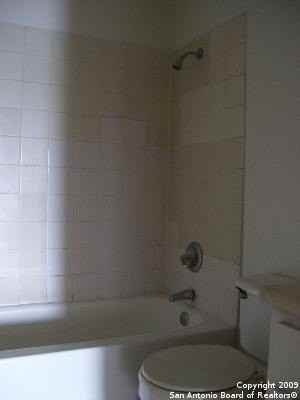 627 I St Apt 1 #1 - Photo 4 of 10