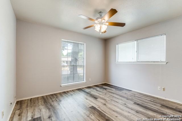 827 Spring Park St - Photo 5 of 11