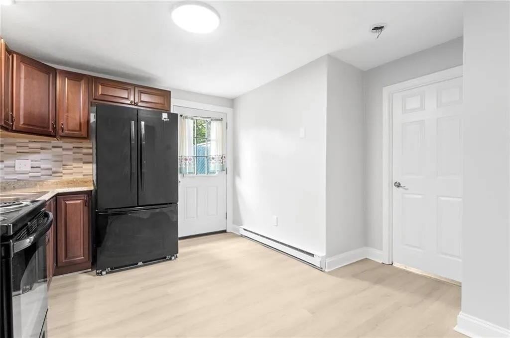 30 Victoria St - Photo 3 of 15