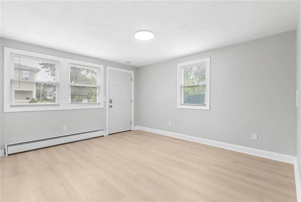 30 Victoria St - Photo 7 of 15