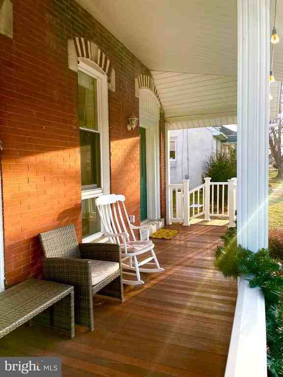 326 Walnut St ##2 - Photo 2 of 18