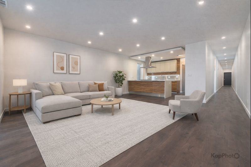 1921 S Jefferson St ##1 - Photo 5 of 34