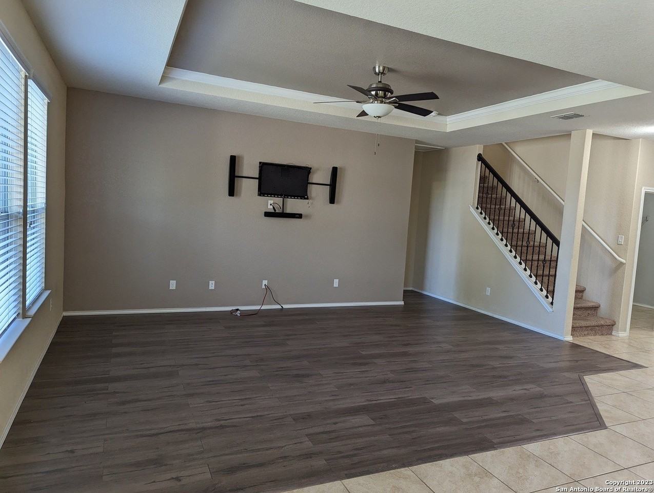 658 Trinity Mdw - Photo 7 of 36