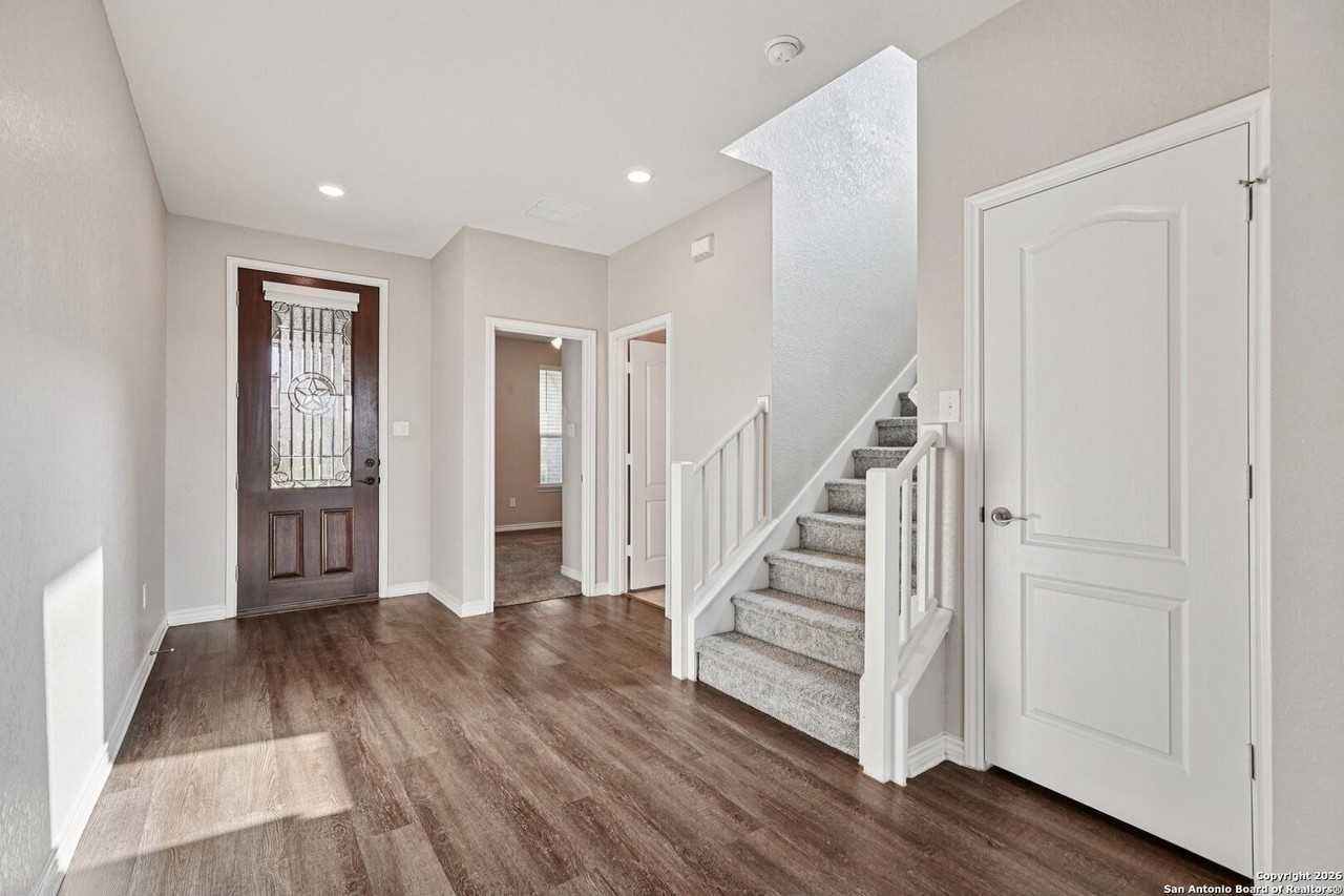 11518 Turmoil Curv - Photo 4 of 45