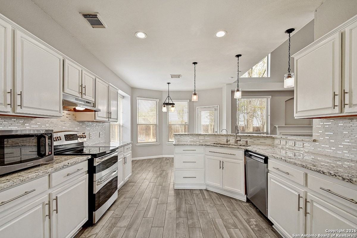 6407 Jade Knl - Photo 2 of 23