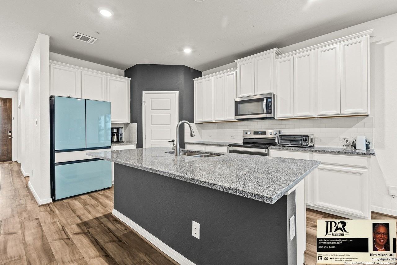 3306 Junction Bay - Photo 6 of 21