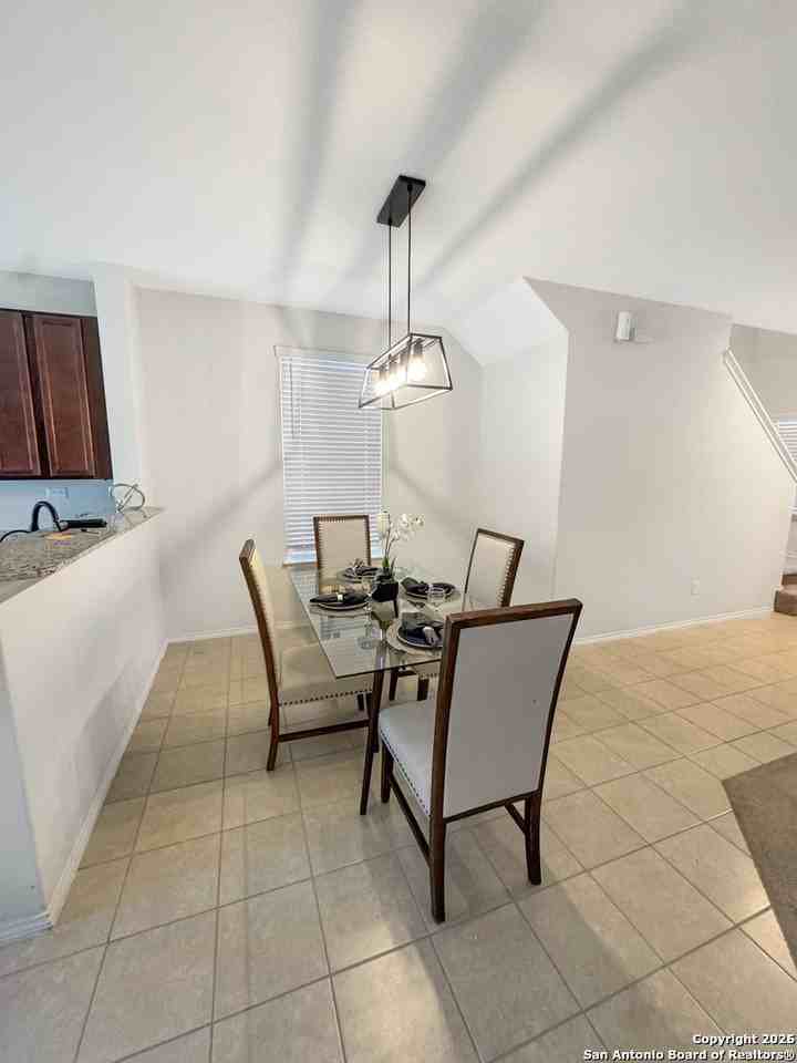 10358 Dunlap - Photo 6 of 22