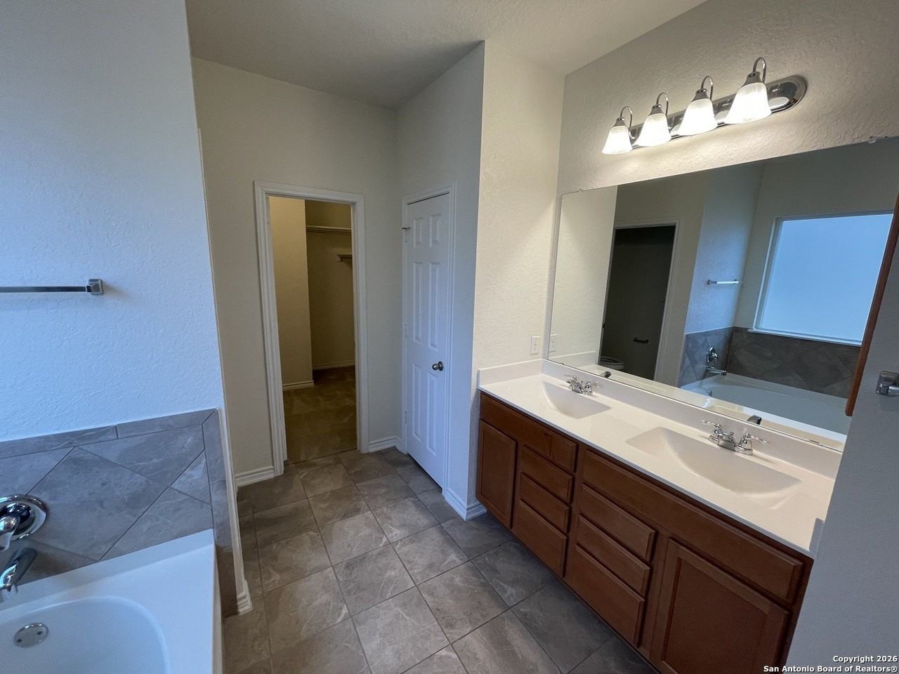 3318 Putnam Flds - Photo 6 of 10