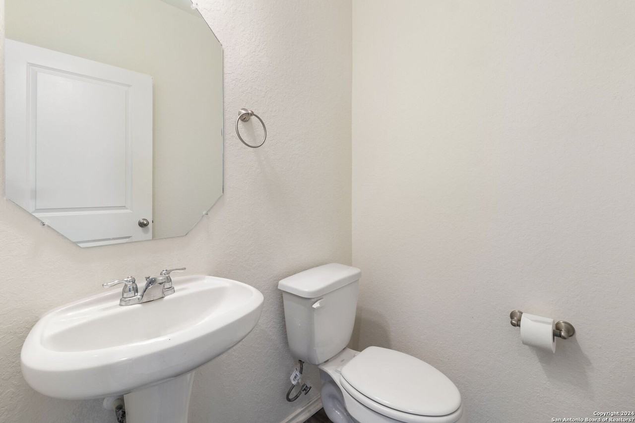 12603 Antilia - Photo 4 of 17