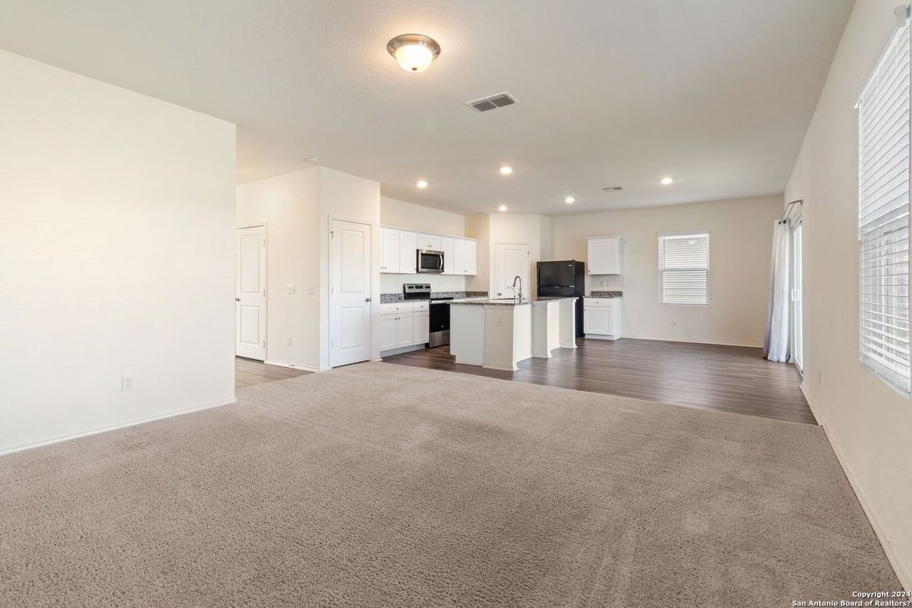 12603 Antilia - Photo 7 of 17