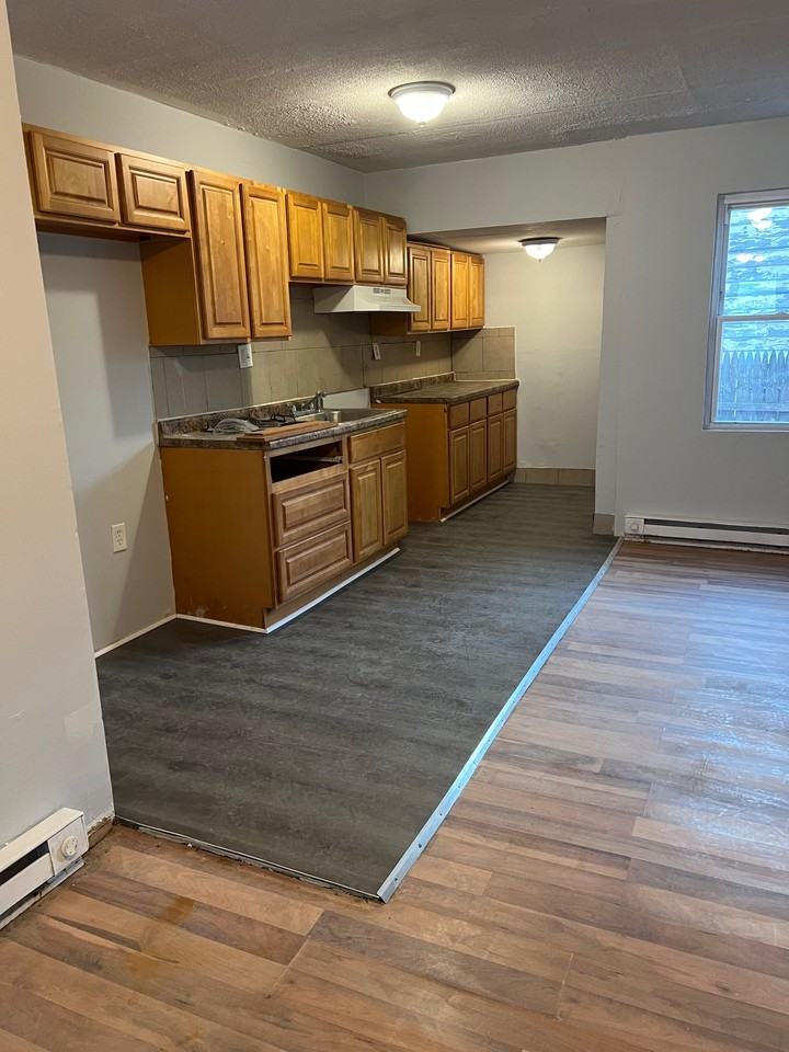 2024 Bonaffon St #1 - Photo 5 of 9