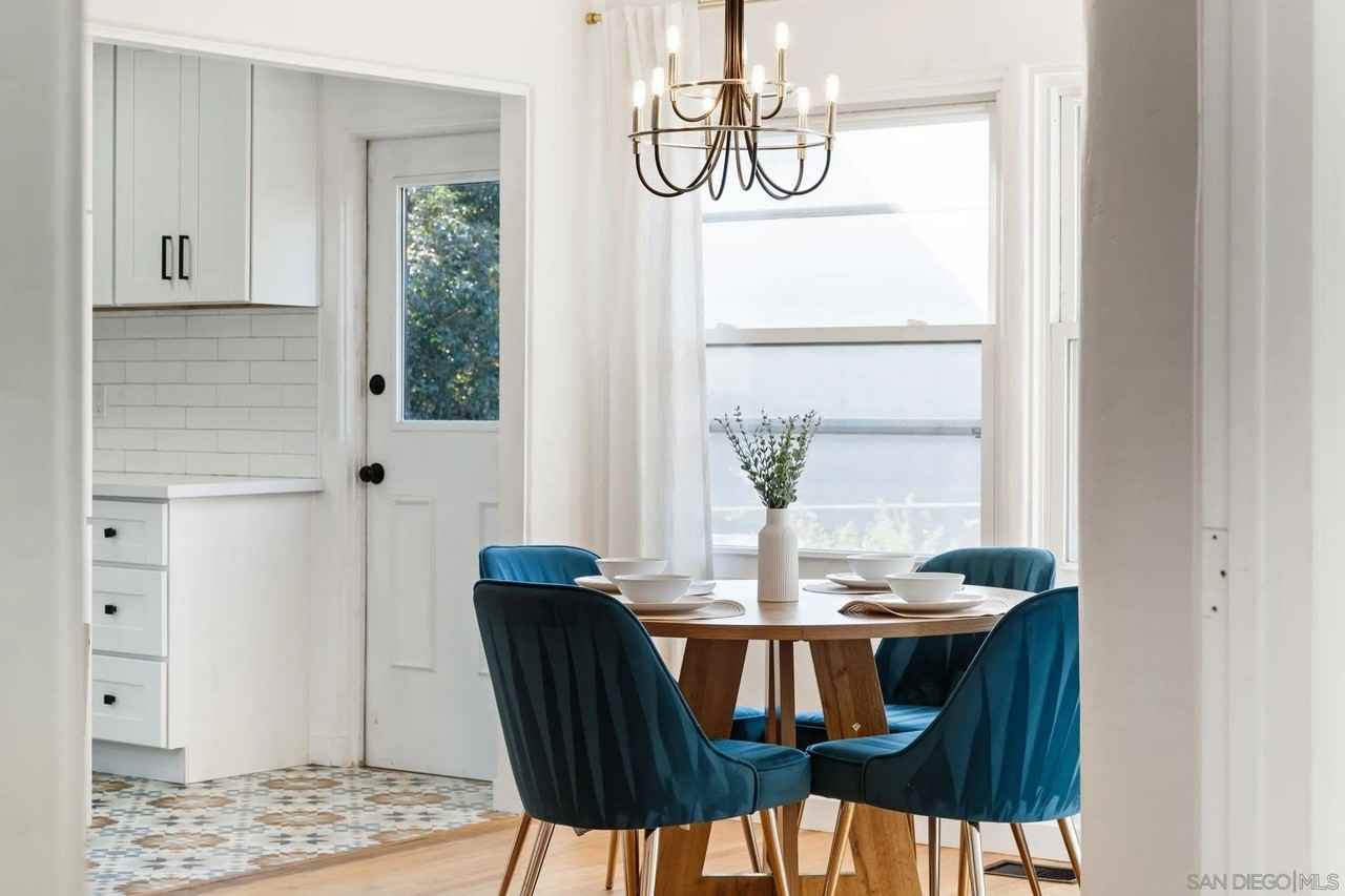 2154 Union St - Photo 7 of 21