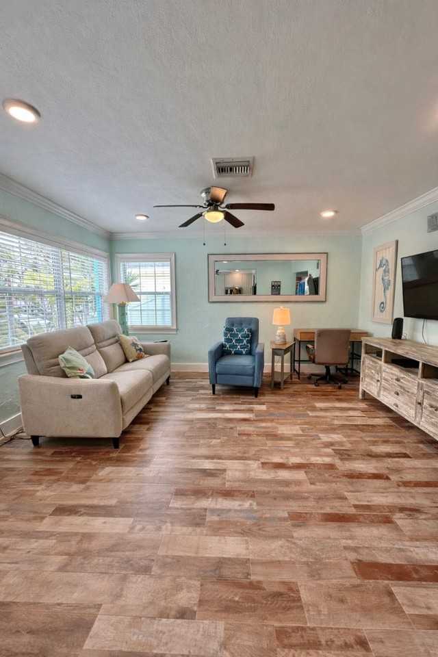 346 Boca Ciega Dr - Photo 5 of 21