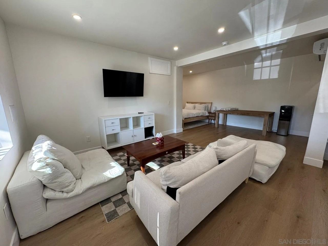 4221 1/2 Vista Way unit: Studio - Photo 3 of 10